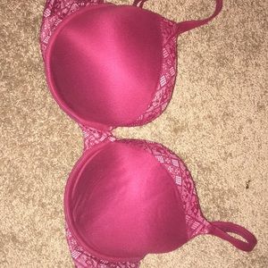 Victoria’s Secret bra 38D